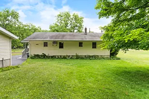 2161 Green Mountain Dr, East Stroudsburg, PA 18301 - Photo 10