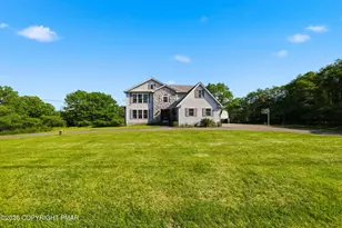 2607 Ramon Dr, Blakeslee, PA 18610 - Photo 2