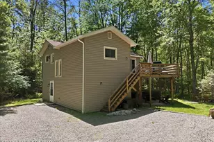 65 Louis Ln, Gouldsboro, PA 18424 - Photo 8