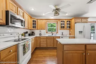 58 Bender Rd, Gouldsboro, PA 18424 - Photo 8