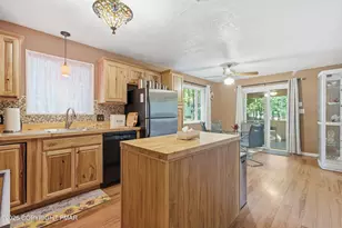 104 Hyland Dr, East Stroudsburg, PA 18301 - Photo 6