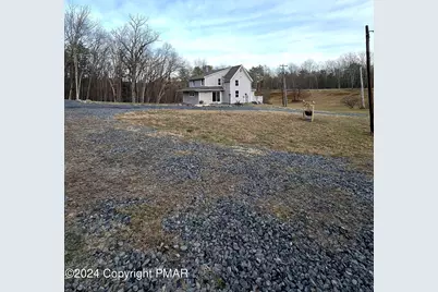  1393 Beacon Hill Road, East Stroudsburg, PA 18301 - Photo 32