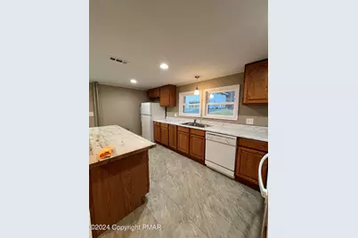  1393 Beacon Hill Road, East Stroudsburg, PA 18301 - Photo 14