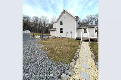  1393 Beacon Hill Road, East Stroudsburg, PA 18301 - Photo 4
