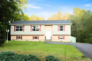 3320 Buck Run, Tobyhanna, PA 18466 - Photo 2