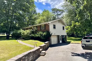 22 Independence Rd, East Stroudsburg, PA 18301 - Photo 8