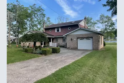  1551 Lakeview Drive, White Haven, PA 18661 - Photo 2