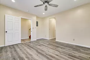 277 S Courtland St, East Stroudsburg, PA 18301 - Photo 6