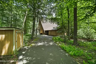 27 Longfellow Cir, Albrightsville, PA 18210 - Photo 36