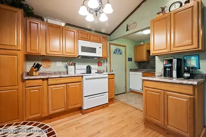  304 Long View Lane, Pocono Pines, PA 18350 - Photo 10