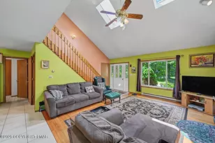 18 Blue Jay Ln, Covington Township, PA 18424 - Photo 14