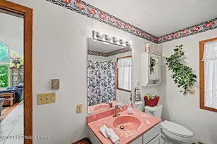 18 Blue Jay Ln, Covington Township, PA 18424 - Photo 28