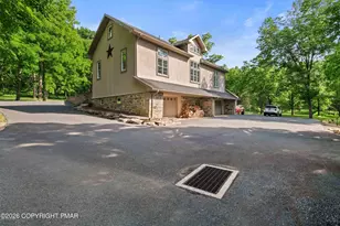 917 Lower Cherry Valley Rd, Stroudsburg, PA 18360 - Photo 4
