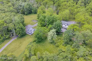 917 Lower Cherry Valley Rd, Stroudsburg, PA 18360 - Photo 122