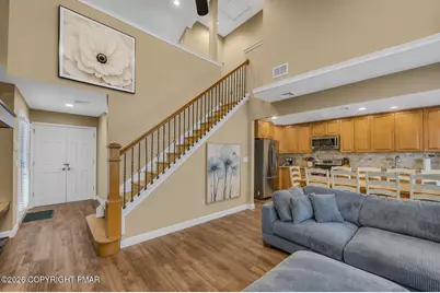  12 Beachwood Court, Lake Harmony, PA 18624 - Photo 6