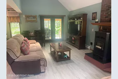  1007 Cayuga Drive, Gouldsboro, PA 18424 - Photo 2