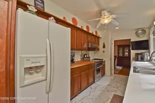 148 Tree Line Dr, East Stroudsburg, PA 18301 - Photo 12