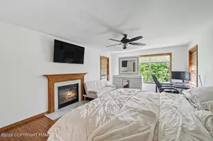 121 Brandyshire Dr, Tamiment, PA 18371 - Photo 34