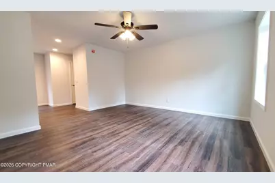  133 Mountain Dr, Greentown, PA 18426 - Photo 6