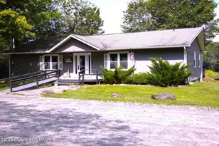 133 Mountain Dr, Greentown, PA 18426 - Photo 48