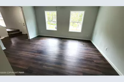  133 Mountain Dr, Greentown, PA 18426 - Photo 2