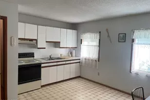 5603 Pembrook Dr, Tobyhanna, PA 18466 - Photo 2