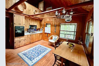  322 Crescent Lake Road, Scotrun, PA 18355 - Photo 6