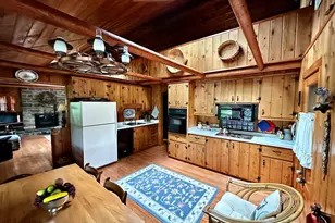 322 Crescent Lake Rd, Scotrun, PA 18355 - Photo 8