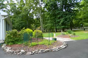 328 Pin Oak Rd, Stroudsburg, PA 18360 - Photo 4