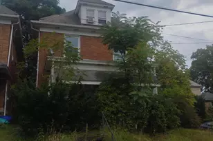 301 N Monroe St, Butler, PA 16001 - Photo 12