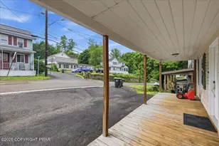 215 Towanda St, White Haven, PA 18661 - Photo 4