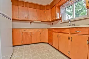 707 Garibaldi Ave, Roseto, PA 18013 - Photo 14
