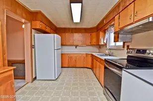 707 Garibaldi Ave, Roseto, PA 18013 - Photo 12