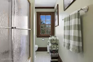 204 Lake Rd, Pocono Manor, PA 18349 - Photo 46