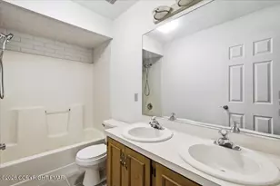 4017 Crest View Dr, Stroudsburg, PA 18360 - Photo 40