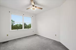 4017 Crest View Dr, Stroudsburg, PA 18360 - Photo 26