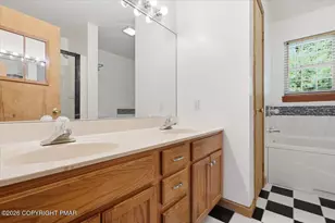 238 Fringe Dr, East Stroudsburg, PA 18302 - Photo 48