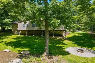 307 Foxglove Rd, Stroudsburg, PA 18360 - Photo 2