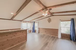 890 Seybert St, Hazleton, PA 18201 - Photo 6
