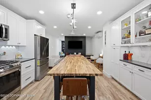 124 Center Ave, Jim Thorpe, PA 18229 - Photo 16