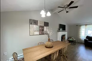 1129 Trapper Ln, Pocono Summit, PA 18346 - Photo 8