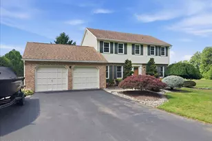 3547 Hecktown Rd, Bethlehem, PA 18020 - Photo 1