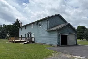 126 McKay Rd, Henryville, PA 18332 - Photo 4