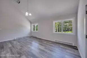 8227 Sunset Dr, Tobyhanna, PA 18466 - Photo 12