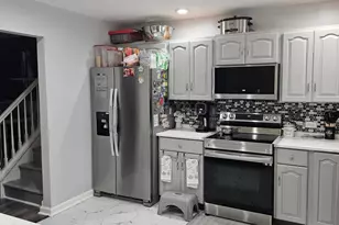 1169 Park Dr, East Stroudsburg, PA 18302 - Photo 2