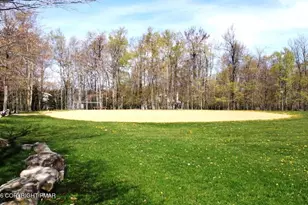 8466 Bumble Bee Way, Tobyhanna, PA 18466 - Photo 38