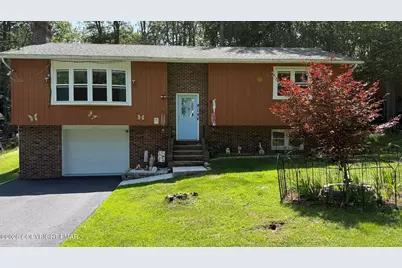  8466 Bumble Bee Way, Tobyhanna, PA 18466 - Photo 1