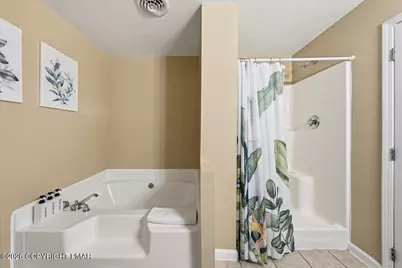  255 Hillary Drive, Freeland, PA 18224 - Photo 12