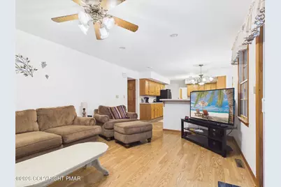  5390 Woodbridge Drive, Bushkill, PA 18324 - Photo 8