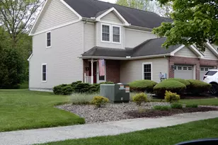 3 Birch Tree Ct, East Stroudsburg, PA 18301 - Photo 2